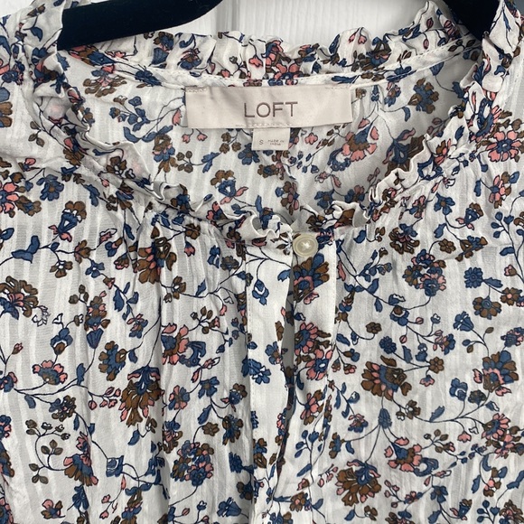 Loft Keyhole Top - Picture 2 of 3